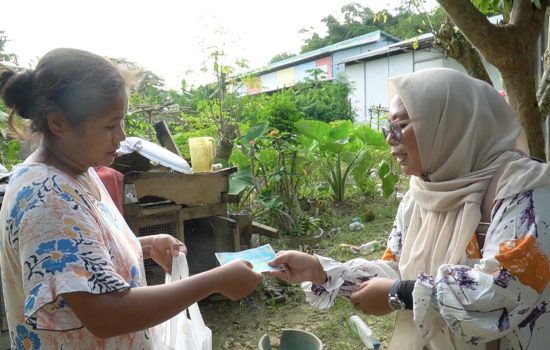 Melalui Baksos, Alumni SMPN 1 Baubau Berbagi Berkah di Bulan Ramadhan