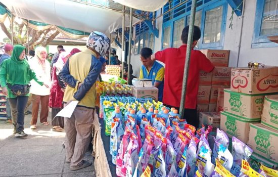 Kadis Perindag Pastikan Stok Pasar Murah Cukup untuk Warga Baubau