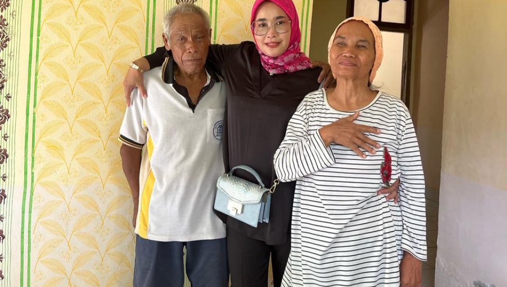 Nurponirah Rayakan Idul Fitri Bersama Warga Konawe dengan Cara Unik