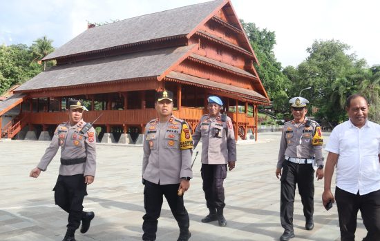 Tinjau Keamanan Kawasan Wisata, Kapolres Baubau Imbau Masyarakat Jaga Ketertiban