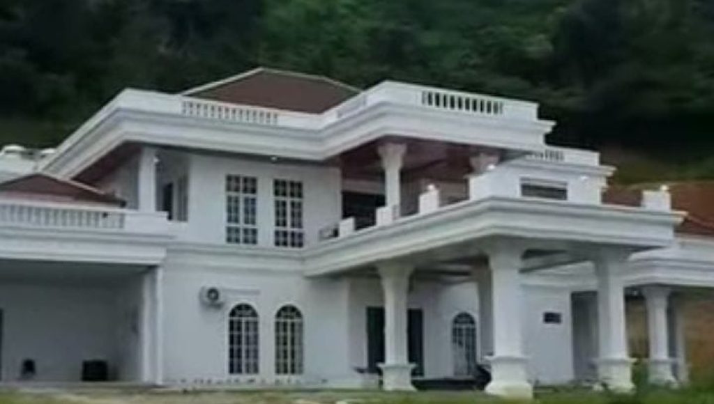 Wabup Kolaka Utara Tolak Tempati Rujab Baru Sebelum Diaudit