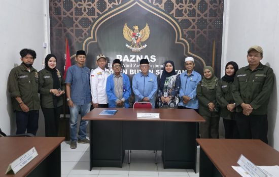 BAZNAS RI dan BAZNAS Daerah Salurkan Bantuan Mustahik Miskin Ekstrem di Busel