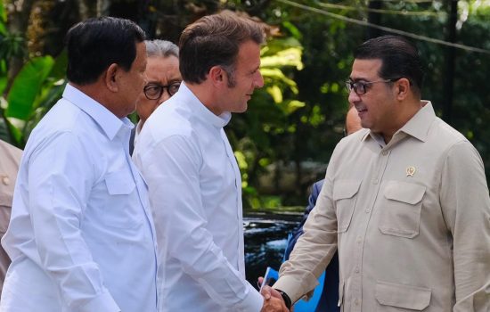 Presiden Macron Kunjungi Borobudur, Tandai Kerjasama Ekonomi Kreatif Indonesia-Prancis