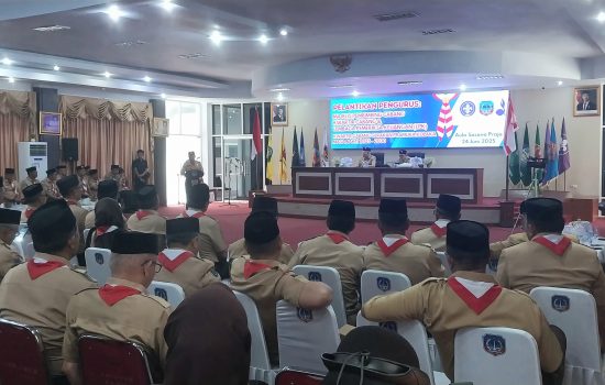 Kwarda Asrun Lio Resmi Lantik Pengurus Kwarcab, Mabicab dan LPK Kabupaten Kolaka