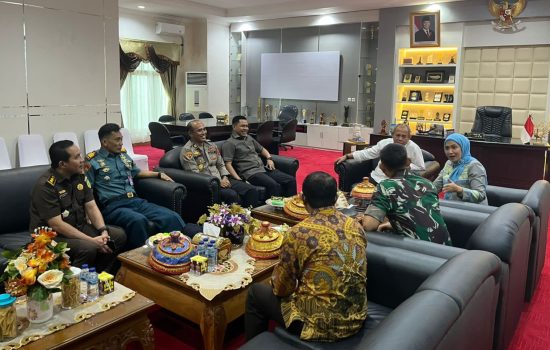 Forkopimda Kota Baubau Gelar Rapat Koordinasi, Bahas Ketertiban Umum hingga Ancaman Ormas Terlarang