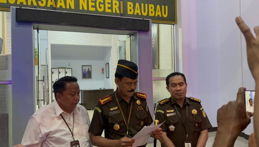 Kejari Tetapkan Dua Pejabat Inspektorat Baubau Tersangka Tipikor Pengadaan Software