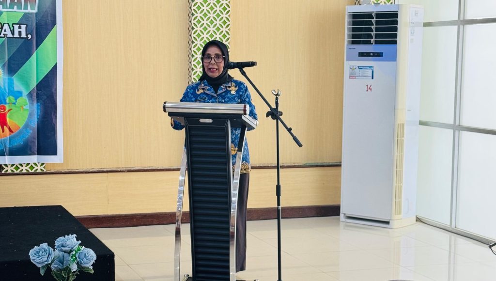 Kepala DP3A Sultra Buka Sosialisasi Pemenuhan Hak Anak di Kolaka