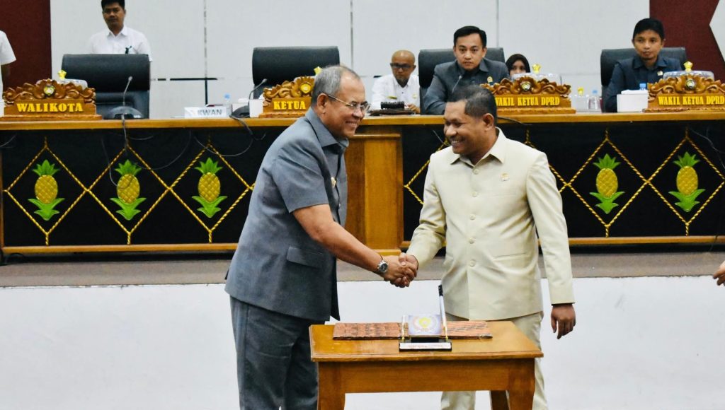 Pemkot dan DPRD Baubau Resmi Sahkan Perda KTR dan Pencegahan Permukiman Kumuh