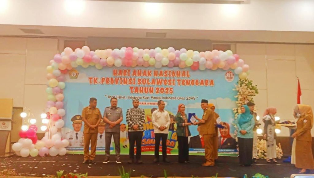 Komitmen Penuhi Hak Anak, Baubau Terima Penghargaan KLA