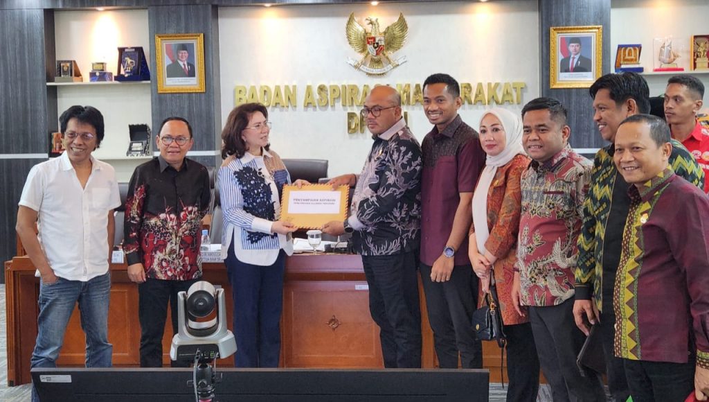 BREAKING NEWS: DPR RI Terima 9 Elemen Masyarakat Sultra