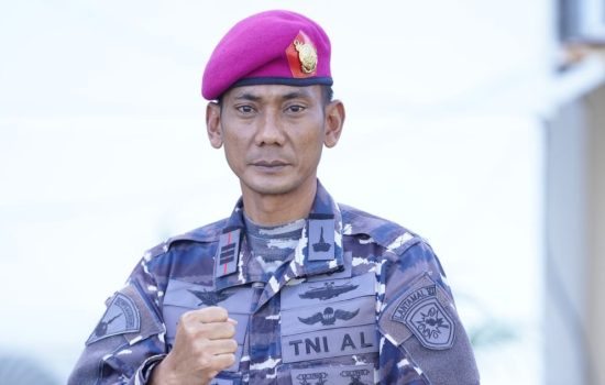 Karya Bakti TNI AL Sambut HUT Ke-80, Sasar Sekolah Pesisir Terluar di Buton