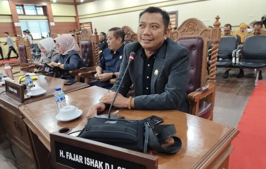Anggota DPRD Sultra Soroti Kelalaian Pengawasan Usai Insiden Keracunan di SMAN 7 Baubau