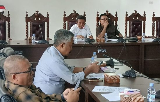 Dua Opsi Plasma dan Sengketa Tanah Warga Warnai RDP Lanjutan PT Merbau Indah di DPRD Sultra