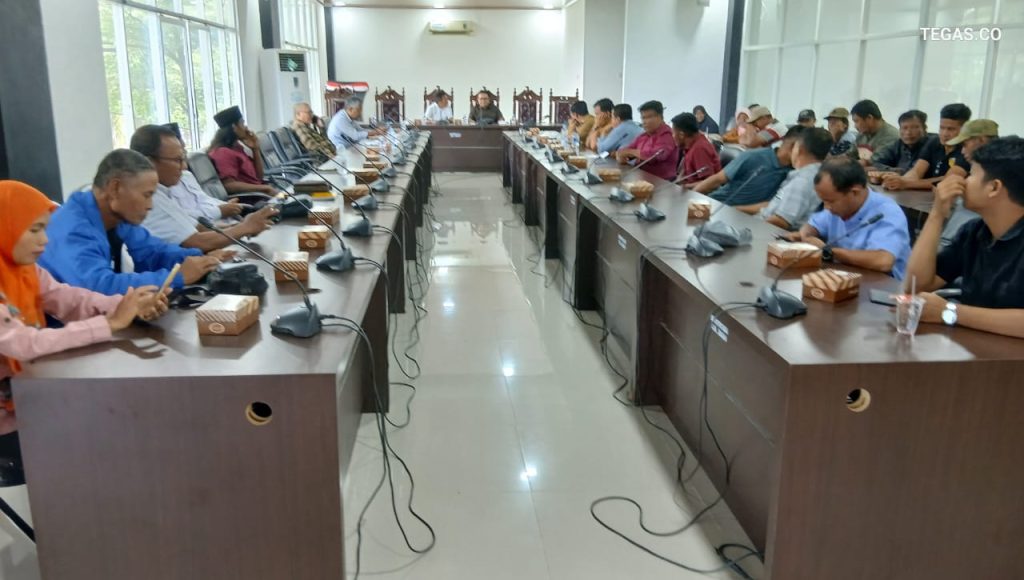 Dua Opsi Plasma dan Sengketa Tanah Warga Warnai RDP Lanjutan PT Merbau Indah di DPRD Sultra