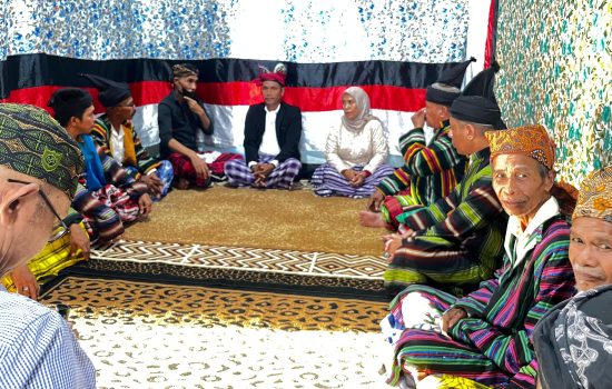Lembaga Kesultanan Buton Kukuhkan Laode Hariadin sebagai Lakina Wolowa