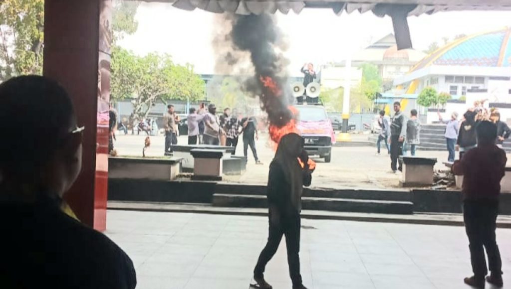 Masyarakat Adat Sultra Protes Aktivitas Tambang PT TMS dan Starget Konut