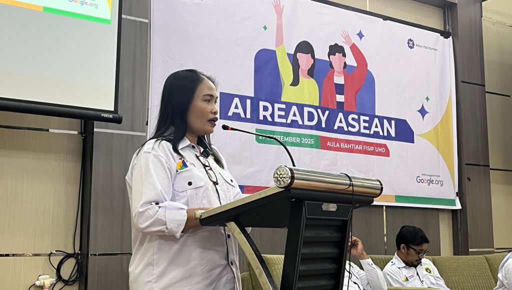 AI Ready ASEAN Hadir di Kendari: Mahasiswa UHO Ikuti Pelatihan Literasi AI