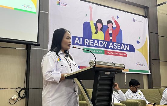 AI Ready ASEAN Hadir di Kendari: Mahasiswa UHO Ikuti Pelatihan Literasi AI