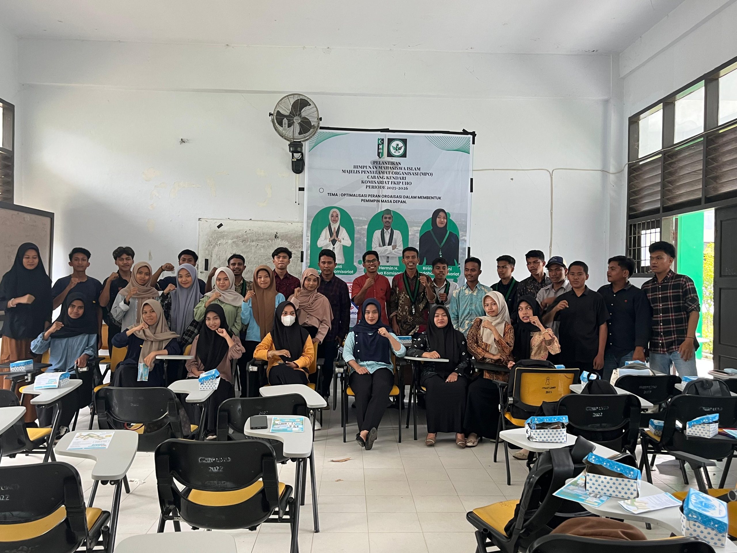 HMI MPO Cabang Kendari Lantik Pengurus Baru Komisariat FKIP UHO dan Ahmad Dahlan