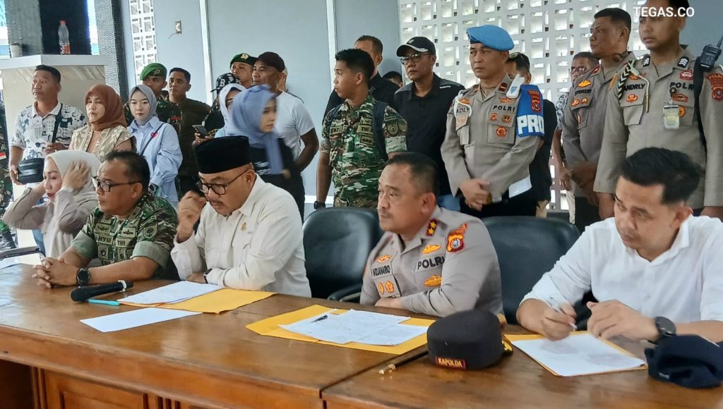 Mahasiswa UMK Kendari Tuntut Reformasi Polri, Kapolda Sultra Klaim Reformasi Serius Diakselerasi