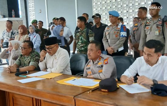 Mahasiswa UMK Kendari Tuntut Reformasi Polri, Kapolda Sultra Klaim Reformasi Serius Diakselerasi