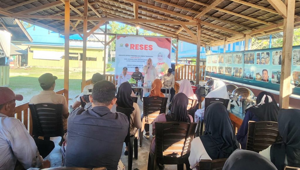 Warga Sambut Antusias Reses Sulaeha Sanusi, Abrasi Pantai di Ulu Sawa Jadi Perhatian
