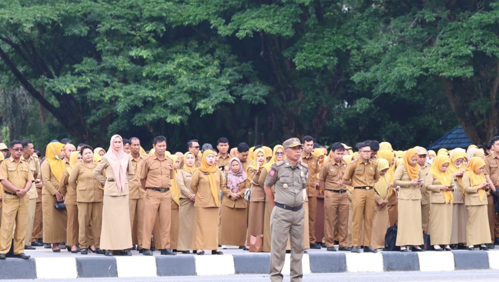 Fasikin Pimpin Apel Gabungan, Tekankan Disiplin dan Sukseskan STQH Nasional