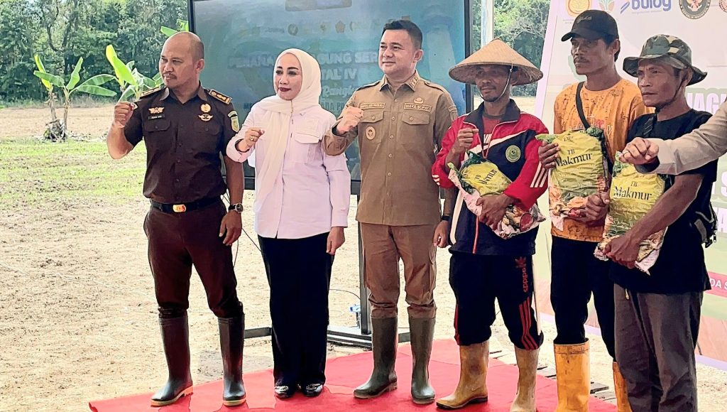 Wakil Ketua DPRD Hadiri Penanaman Jagung Kuartal IV Polri di Konsel Dukung Ketahanan Pangan Nasional