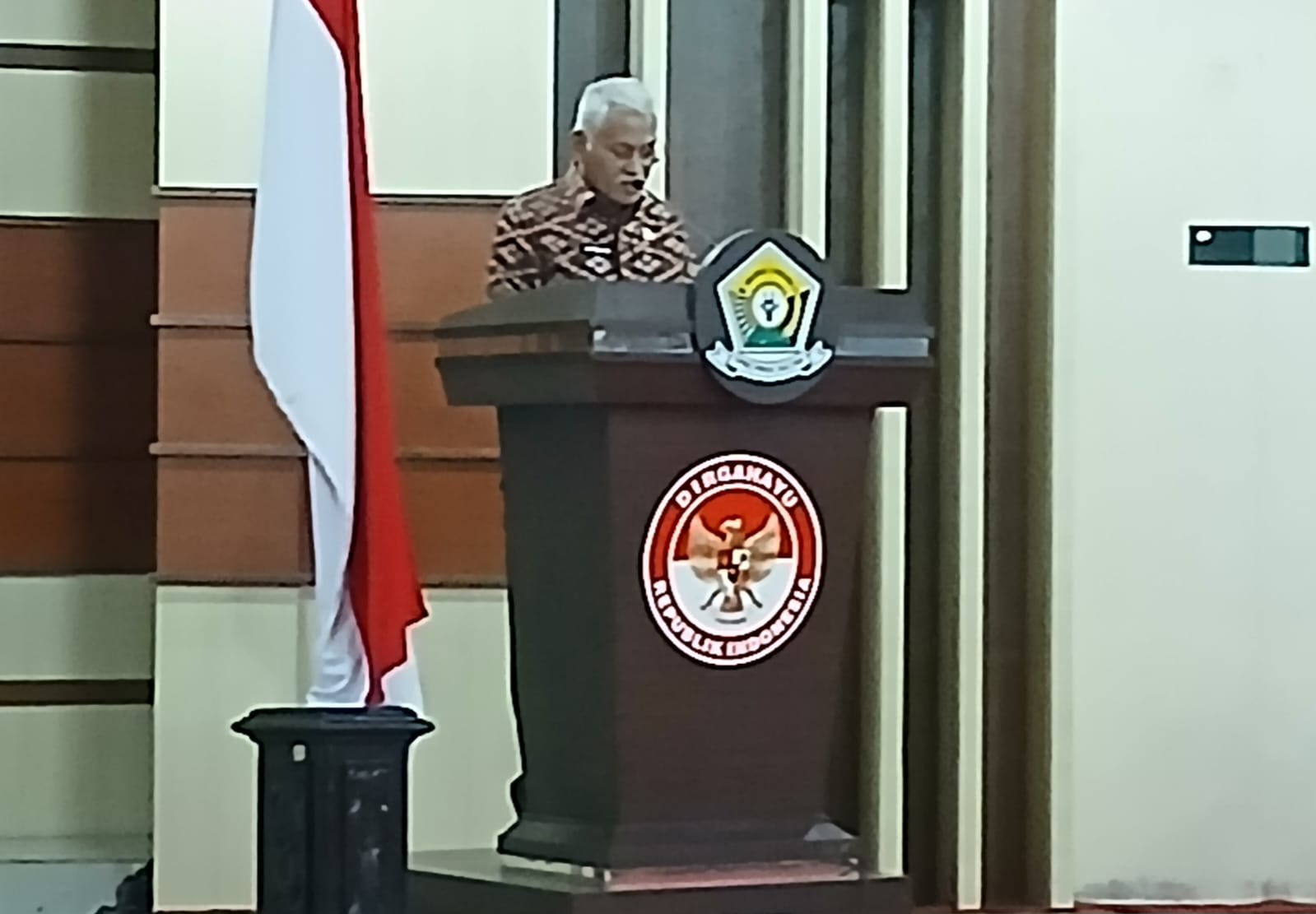 Tuntaskan Ranperda Jamsostek, Gubernur Sultra Jawab Tuntas Pandangan Umum Fraksi DPRD