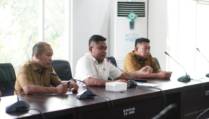 Ketua Komisi I DPRD Sultra La Isra Bahas Masalah Lahan di Wasolangka, Terima Aspirasi Warga