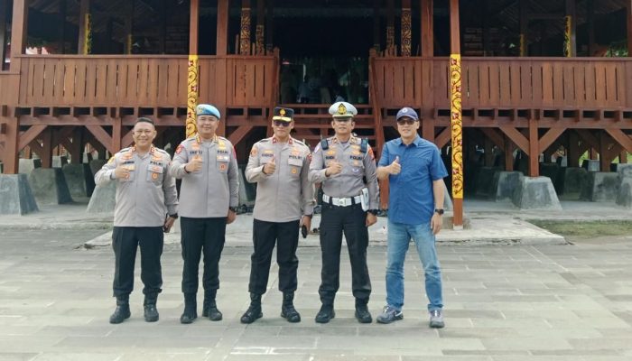Peduli Warisan Budaya, Wakapolda Sultra Hadir di Benteng Keraton Buton