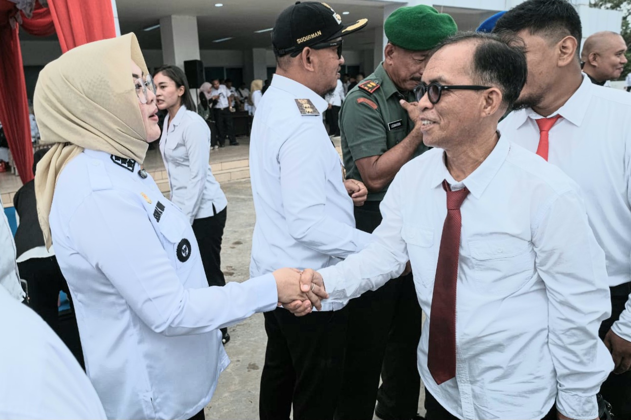 Perkuat Kamtibmas, 1.000 Ketua RT/RW se-Kota Kendari Ikuti Apel Akbar Kasatkamling