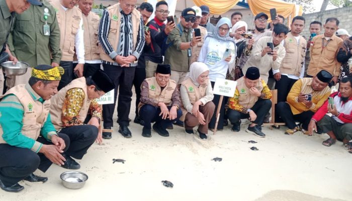 Kanwil Kemenag Sultra Perkuat Ekoteologi di Pantai Lakeba