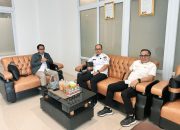 Gubernur Sultra Instruksikan Penertiban “Sampah Visual” Kabel Semrawut dan Reklame Ilegal