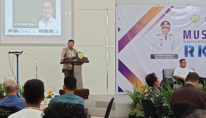 Amirul Tamim Tegaskan Fokus Pembangunan Baubau pada Masyarakat