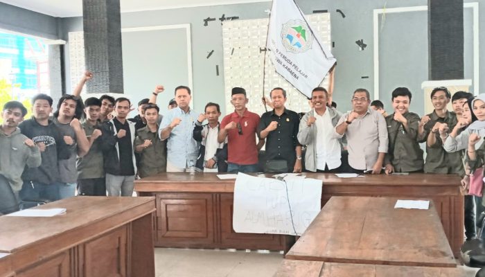 DPRD Sultra 'Tabuh Genderang Perang' Terhadap PT Almharig Cabut IUP Jika Terbukti Rusak Kabaena!