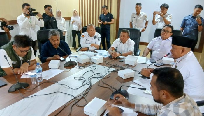 Komisi II DPRD Sultra dan Wakil Wali Kota Kendari Pasang Badan Bela UMKM MTQ