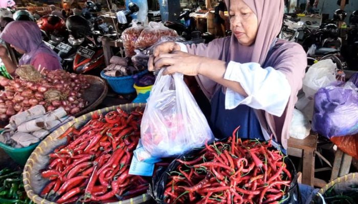 Jelang Idul Adha, Harga Cabai dan Sayur-Mayur di Tegal Kian Melejit