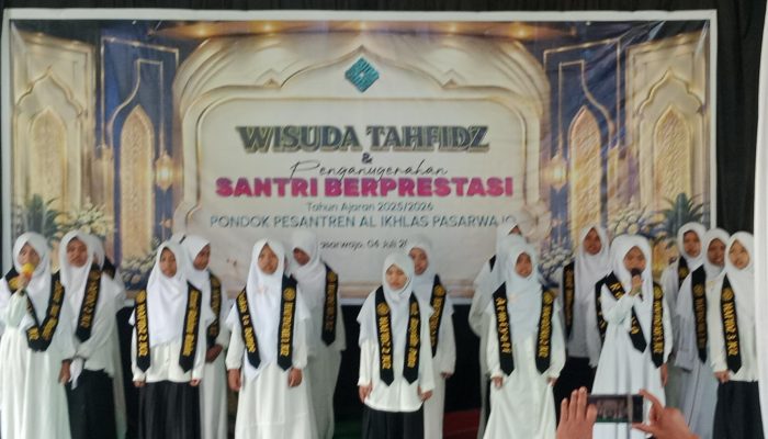 23 Santri Ponpes Al-Ikhlas Pasarwajo Ikuti Wisuda Tahfidz Perdana