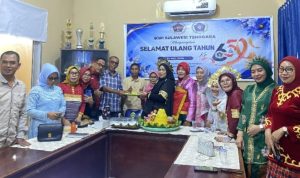 Keren! IKWI Sultra Masuk Deretan Busana Adat Nusantara Terbaik di HUT IKWI ke-65 Keren! IKWI Sultra Masuk Deretan Busana Adat Nusantara Terbaik di HUT IKWI ke-65