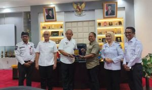 Kementan dan Utusan Presiden Dorong Baubau Jadi Basis Industri Jambu Mete Kementan dan Utusan Presiden Dorong Baubau Jadi Basis Industri Jambu Mete