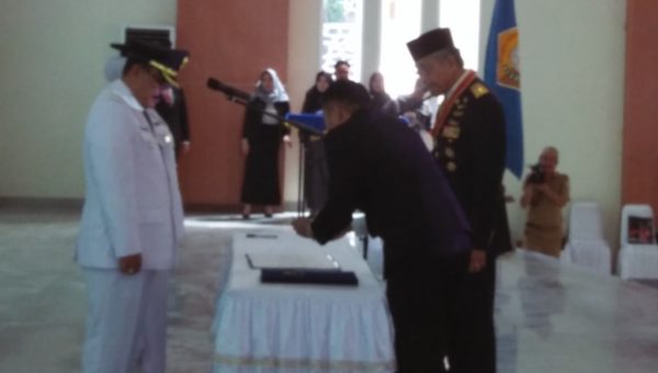 Menanti Pembantu Arhawi-Ilmiati