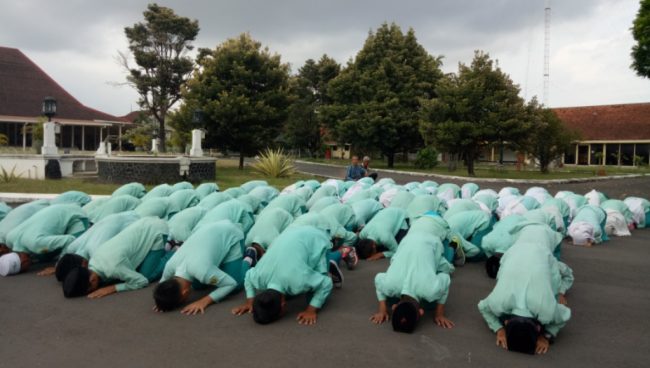 UN, Siswa MTS Maarif Dlingo Lulus 100 Persen