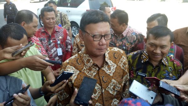Mendagri Ikut Instruksi Presiden Terkait Pemutaran dan Pembaharuan Film G30 S