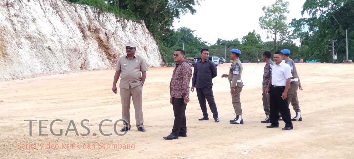 Bupati Buteng Minta Bongkar Pengerasan Jalan Berlumpur di Labungkari