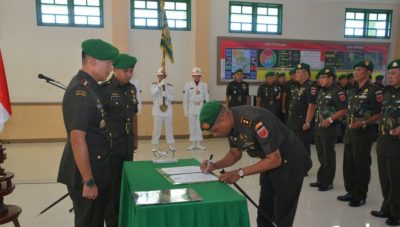 Danrem 143/HO, Lepas Dua Perwira