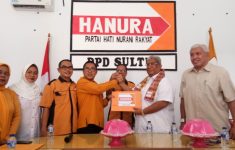 ALI Mazi Kembalikan Berkas di Partai Hanura&nbsp;&nbsp;&nbsp;&nbsp;&nbsp;&nbsp;&nbsp;&nbsp;&nbsp;&nbsp;&nbsp;&nbsp;&nbsp;&nbsp;&nbsp;&nbsp;&nbsp;&nbsp;&nbsp;