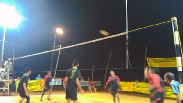 Kembangkan Bakat, Langon Adakan Turnamen Bola Volly