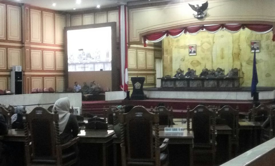 Sidang paripurna Penjelasan Gubernur Terkait KUA PPAS Perubahan APBD 2018