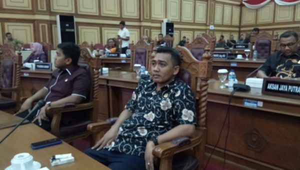 Salam Sahadia Bakal Kawal APBD Sultra Untuk Jalan dan Jembatan di Butur